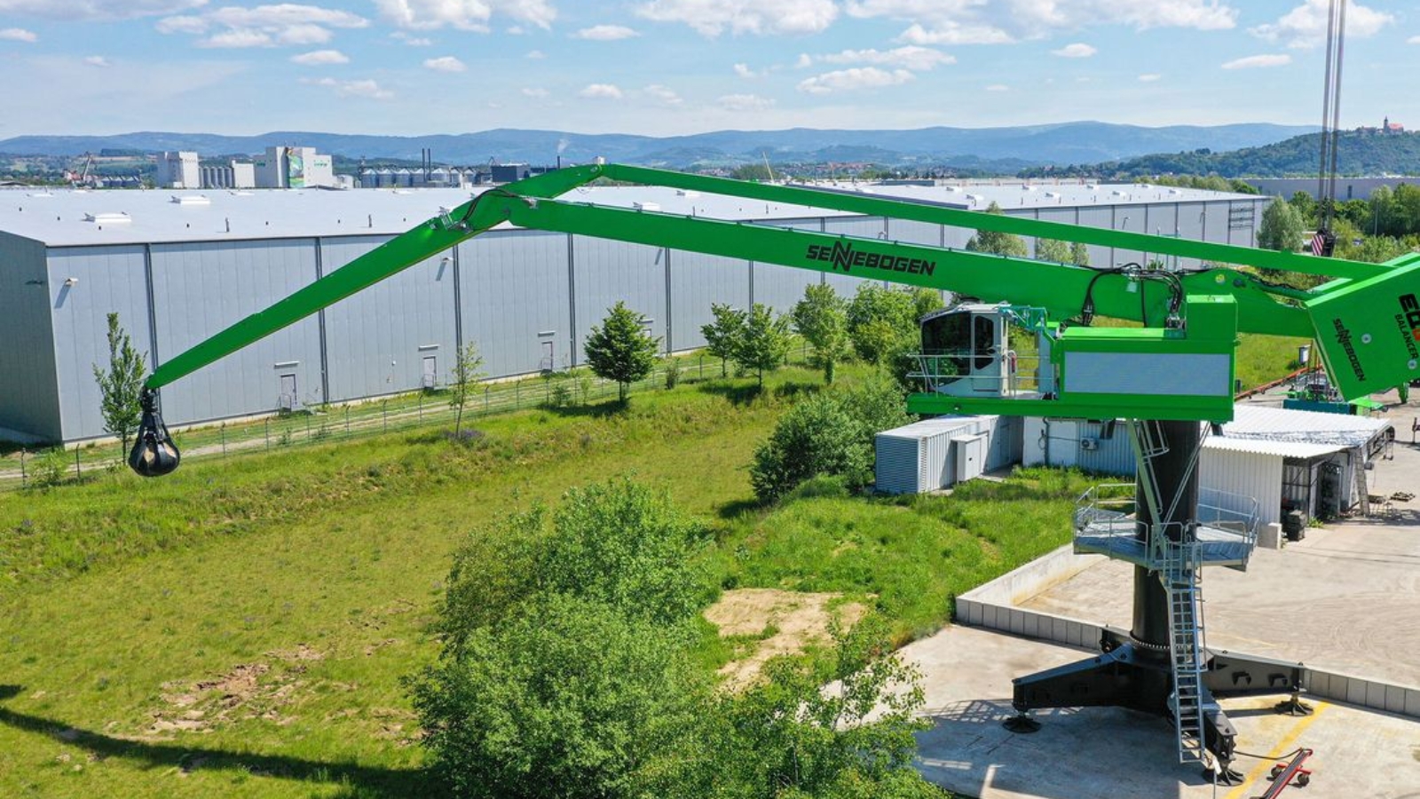 csm_SENNEBOGEN-EQ-G-Balancer-material-handler_d8ebe0c8ef (1)