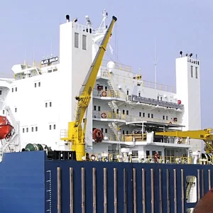 palfinger_marine_marine-crane_stiff boom crane_DK400@2x